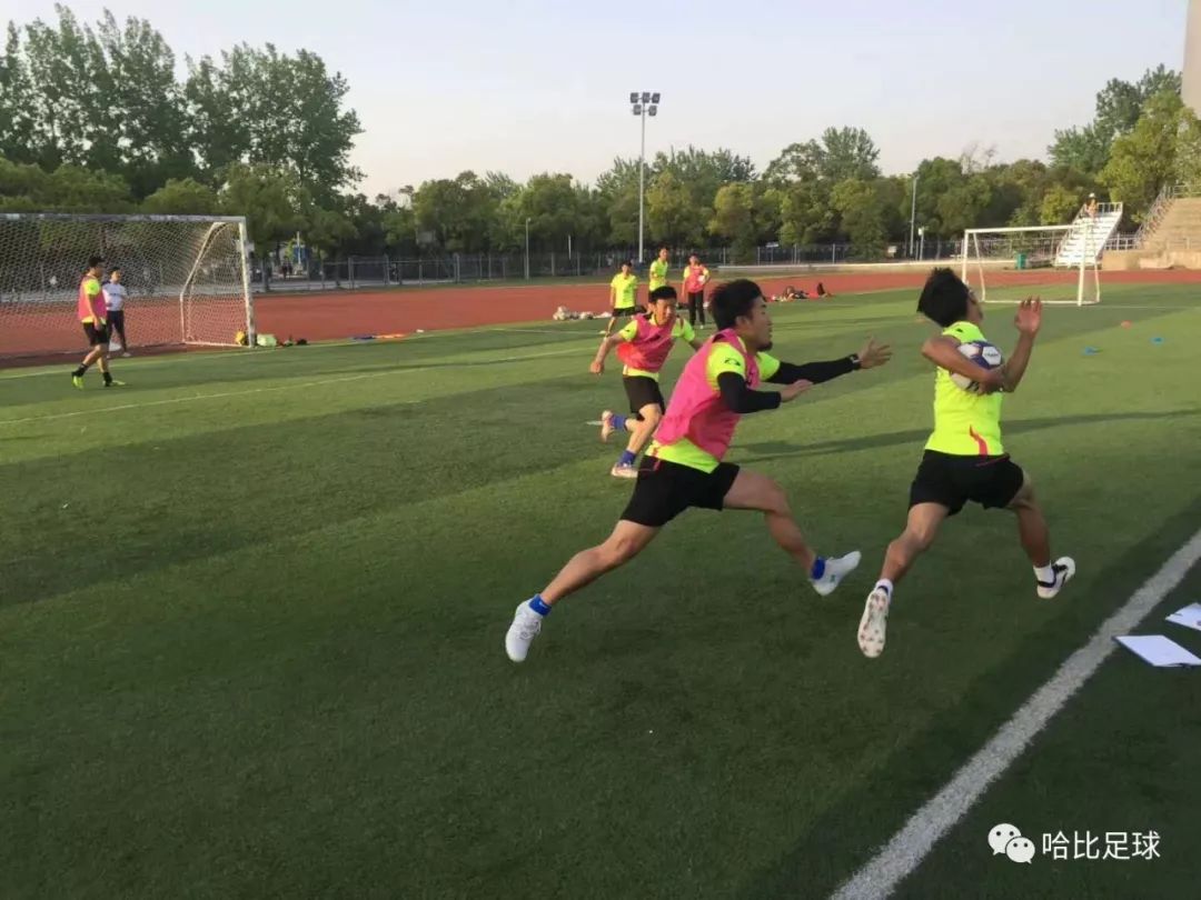 兴趣是最好的老师,对青训教练来说也一样