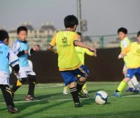 “过度教学”,是时候把足球还给孩子了