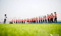 「奴、徒、工、匠、家、师、圣」当一个文采飞起的老师决定开始教足球后