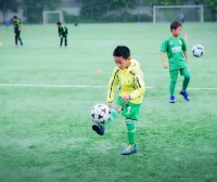 欧洲青训,到底是怎么训练孩子的基本功的?