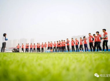 「奴、徒、工、匠、家、师、圣」当一个文采飞起的老师决定开始教足球后