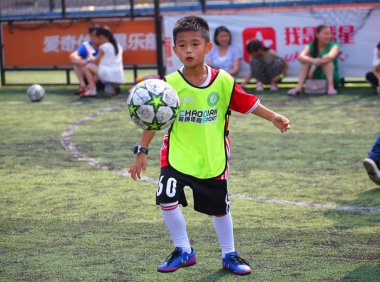 骨龄的秘密：它对青少年足球的意义远不止鉴定年龄这么简单