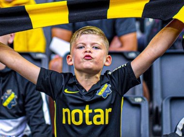 瑞典青训革命：拒绝过早的选拔孩子，摒弃“一万小时定律”