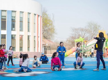 7个让你教好幼儿园足球的窍门