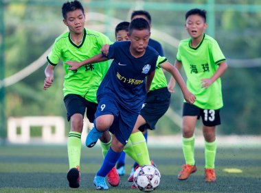 【4v4进攻思路解析】如何把4v4灵活应用到训练课设计中