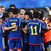 踢球可以不读书？看看半只球队都是在校大学生的日本亚运队