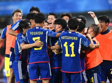 踢球可以不读书？看看半只球队都是在校大学生的日本亚运队